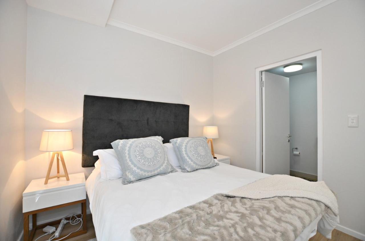 Horizon Bay 705 Sea View Apartment Cape Town Bagian luar foto